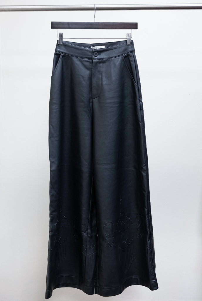 ALIMADLI Embossed Leather Trousers – High-Waist